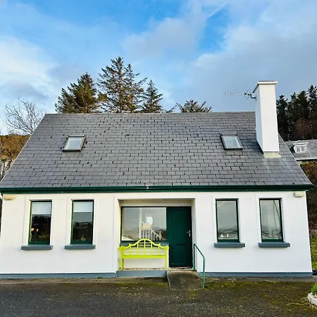 Seafront Amazing Seaview 3 Double Bedrooms *