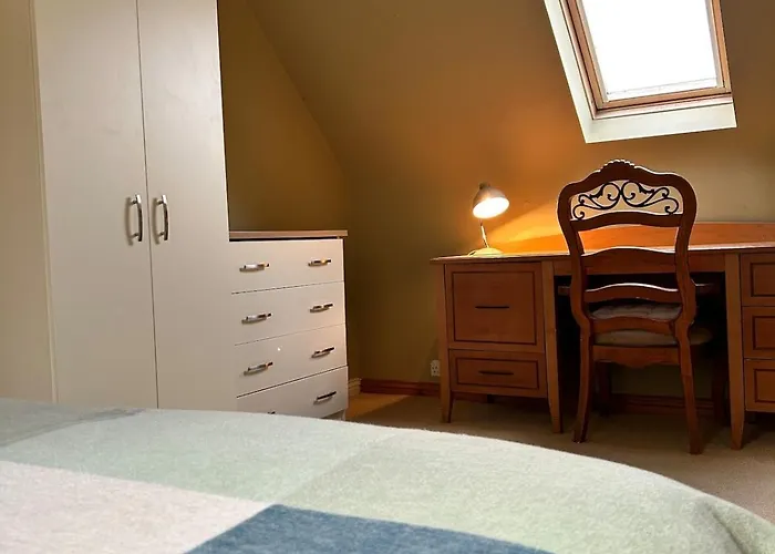 Seafront Amazing Seaview 3 Double Bedrooms Westport