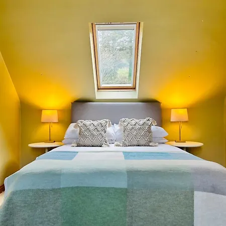 Seafront Amazing Seaview 3 Double Bedrooms * Westport