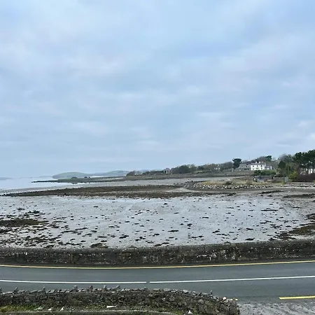 Feriehus Seafront Amazing Seaview 3 Double Bedrooms