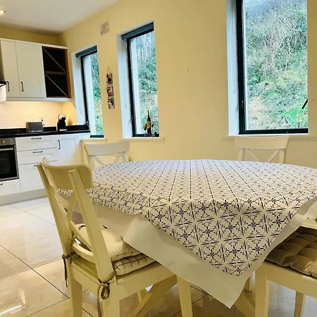 Seafront Amazing Seaview 3 Double Bedrooms Holiday home *
